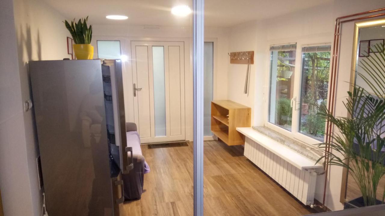 Apartma Na Ravnicah 采尔克诺 外观 照片